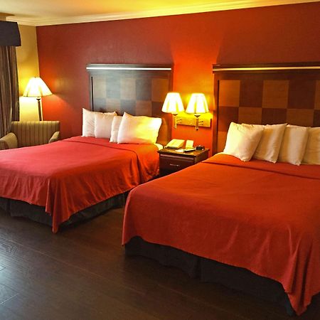 Inn At Bayshore Сан Матео Екстериор снимка